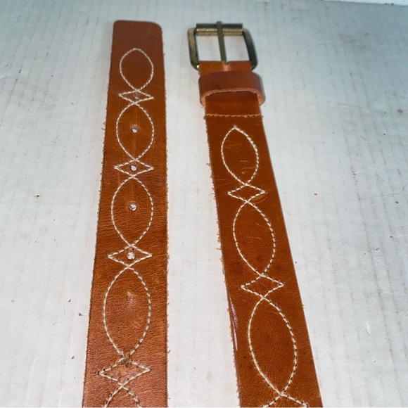 Vintage Brown Genuine Leather Western Belt with White Gunslinger Stitching - Picture 10 of 11